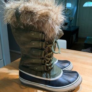 Sorel Joan of Arctic NL 2429-383 Nori
